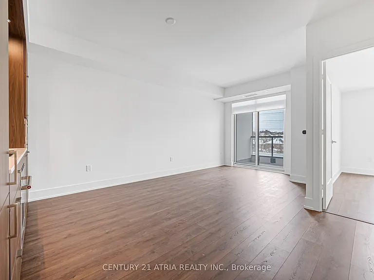 858 Dupont St #311 — Photo 6