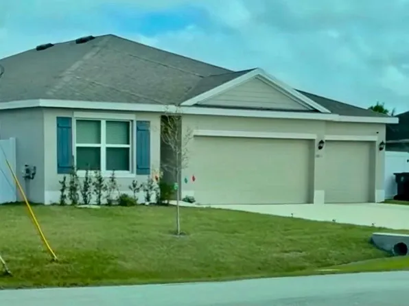 5811 NW GERALD Circle, Port St Lucie, FL 34986