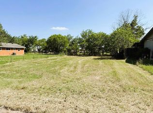 104 W Burton St, Manor, TX 78653