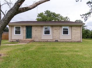 3700 Stanley Dr, Chesapeake, VA 23323