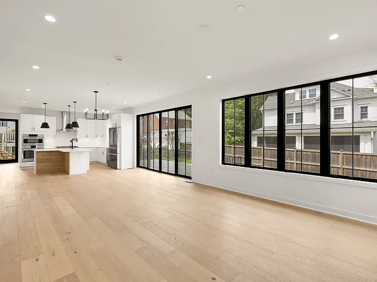 5015 Elm St — Photo 17