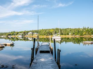 31 Seafarers Ln, Halifax, NS B3T 1W6