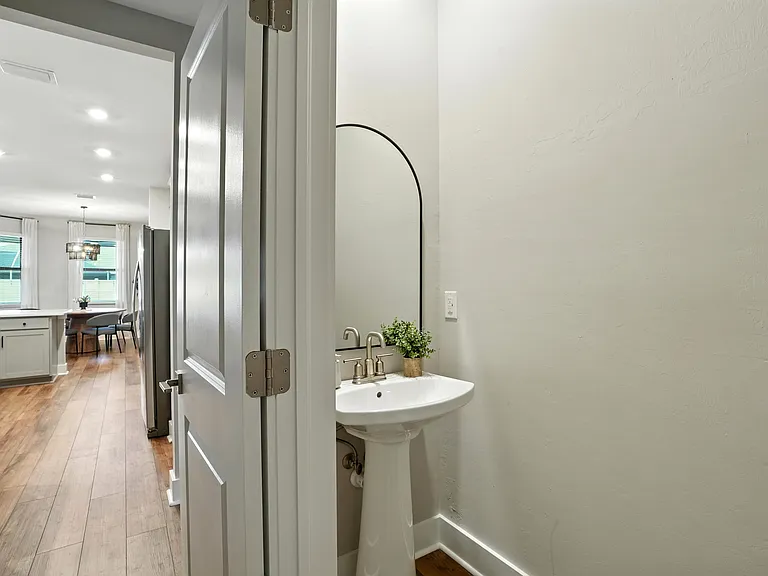 4226 SW 13th Ave — Photo 17
