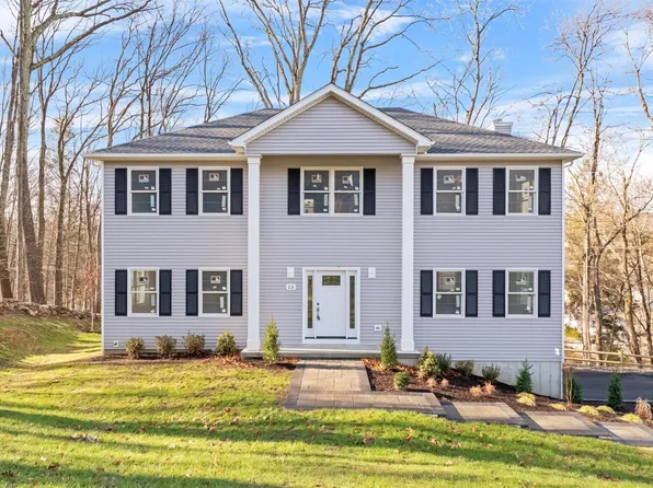 13 E Hill Road, Cortlandt Manor, NY 10567