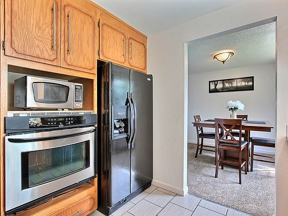 5th image of 3732 Commencement Bay Dr