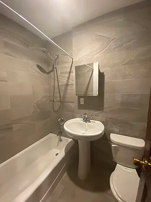 Rented by Aimee Grodanz, LREB | media 8