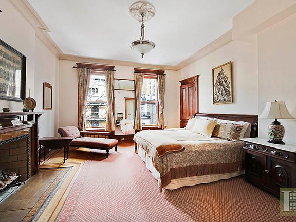 5th image of 9 W 82nd St