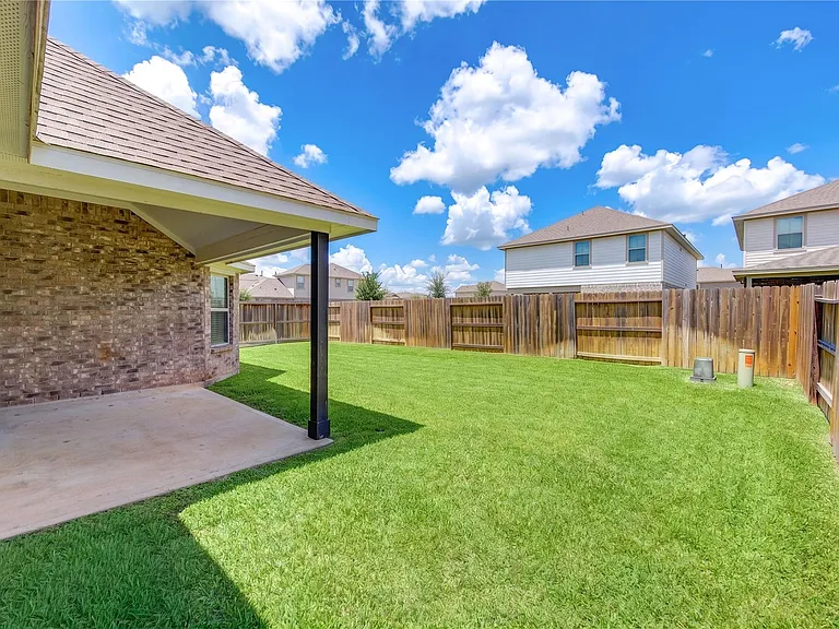 101 Sunray Creek Dr — Photo 36