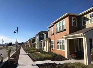 249 9th St, Marina, CA 93933