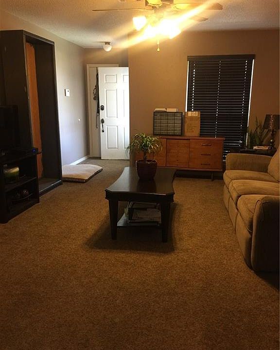 1st image of 1002 SW 97th St #1000