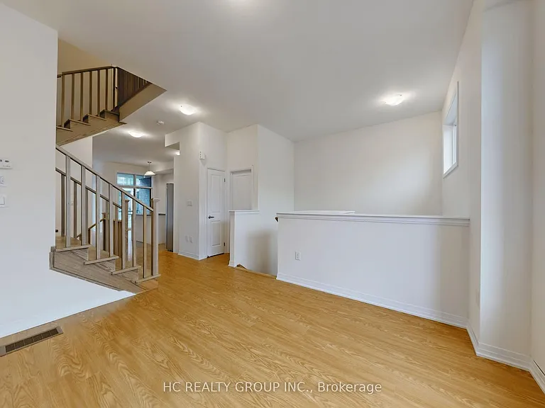 28 Millman Ln — Photo 10