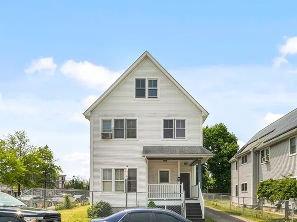 2 Hansborough St, Dorchester, MA 02124