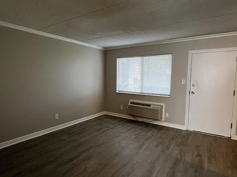2733 Jersey Ave #B302-1 — Photo 5