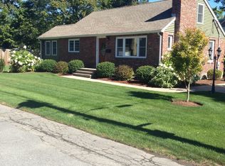 15 Sendick Rd, Woburn, MA 01801