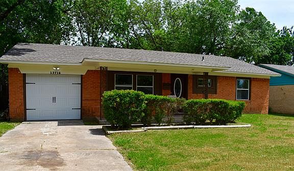 2nd image of 13716 Stardust Ln