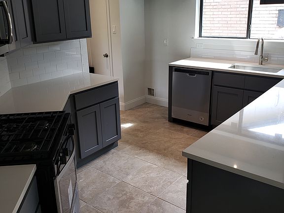 5th image of 9751 Clairmont Dr