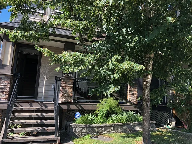 Building Photo - 24281 101a Ave