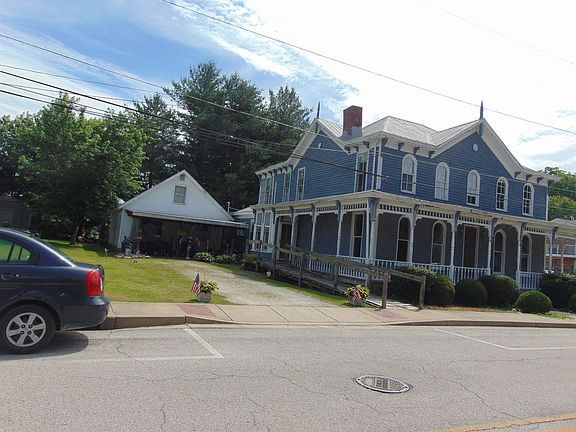 2nd image of 255 2nd St