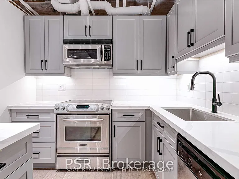 955 Queen St W #117 — Photo 15