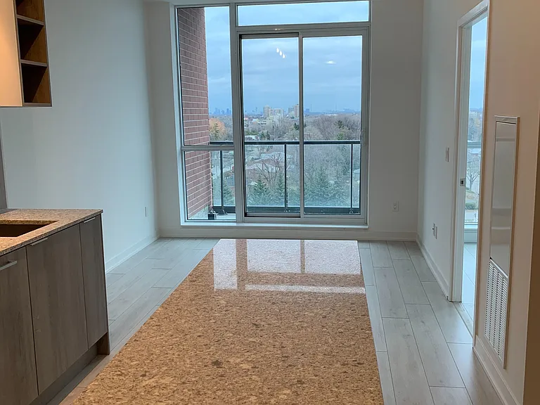 31 Tippett Rd #817 — Photo 13