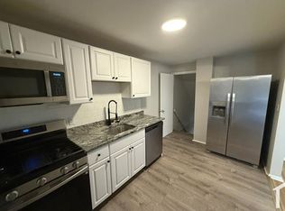 8768 Cimarron Cir, Parkville, MD 21234