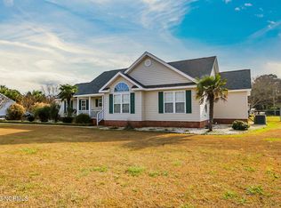 2007 Cambridge Downs Dr, Morehead City, NC 28557