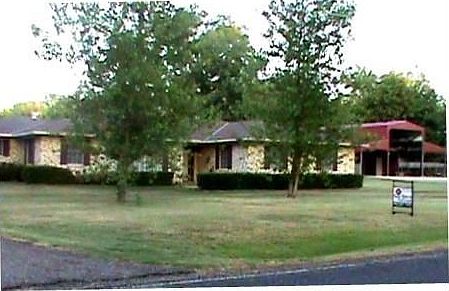 1st image of 615 Us Business Highway 82
