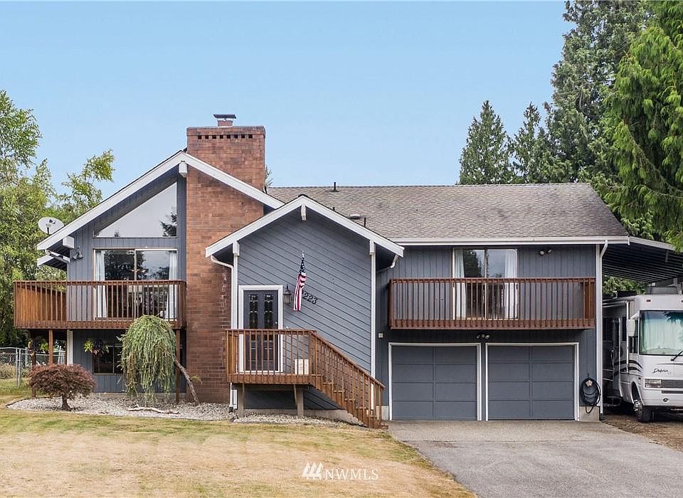 1st image of 2223 114th Ave NE