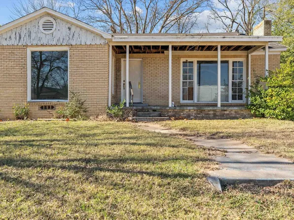 816 N Englewood Ave, Tyler, TX 75702