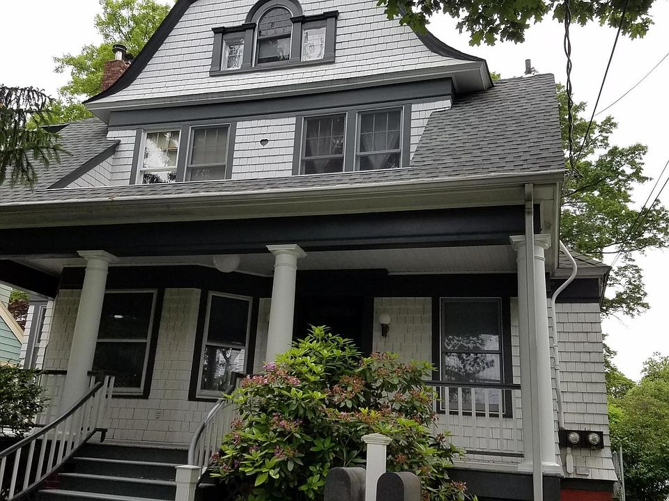 1st image of 300 Bard Ave