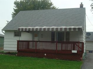 22 Harris Ct, Cheektowaga, NY 14225