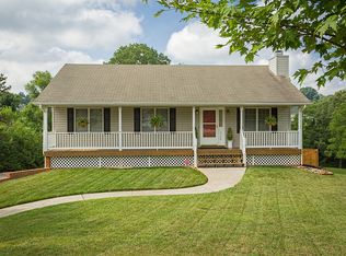 5560 Moravian Heights Ln, Clemmons, NC 27012