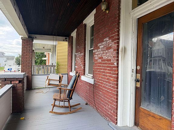 2nd image of 707 Lincoln Ave