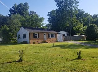 43181 Plainview Dr, Hollywood, MD 20636