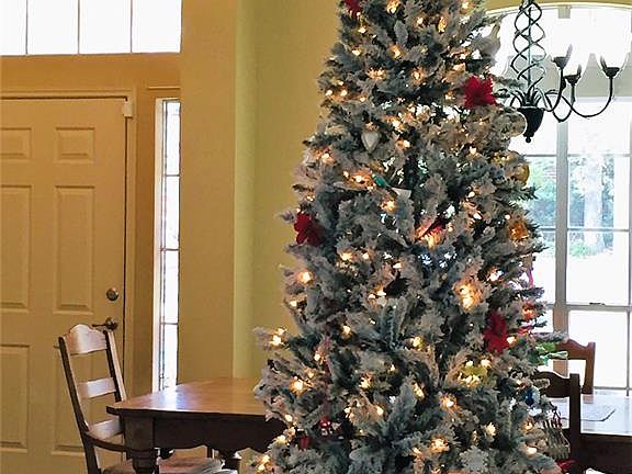 The beautiful architectural arches are repeated through out this home.