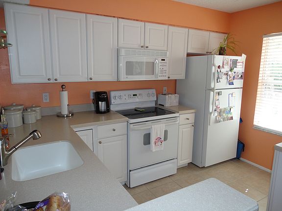 3rd image of 7294 Cloister Dr APT 25
