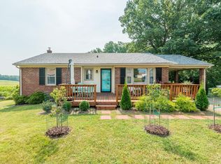 152 Peach St, Appomattox, VA 24522