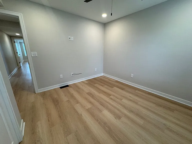 1234 & 1236 Summit St EMP — Photo 21