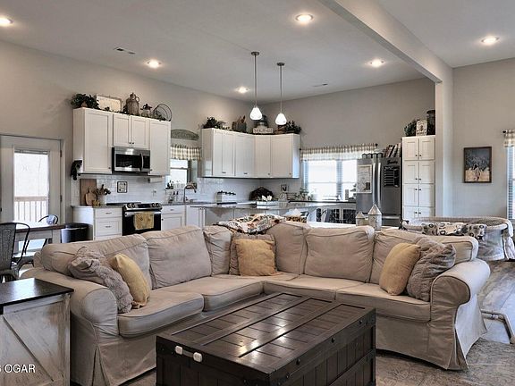 3rd image of 2063 Goff Ridge Rd