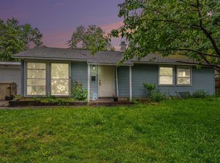710 Patterson Dr, South Bend, IN 46615