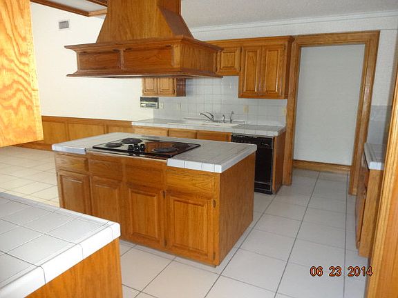 4th image of 615 S San Marcelo Blvd