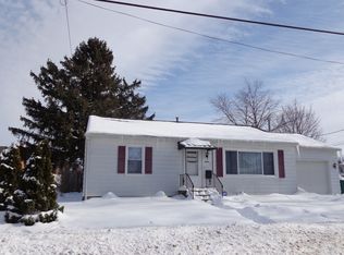 528 Park Ave, Sycamore, IL 60178