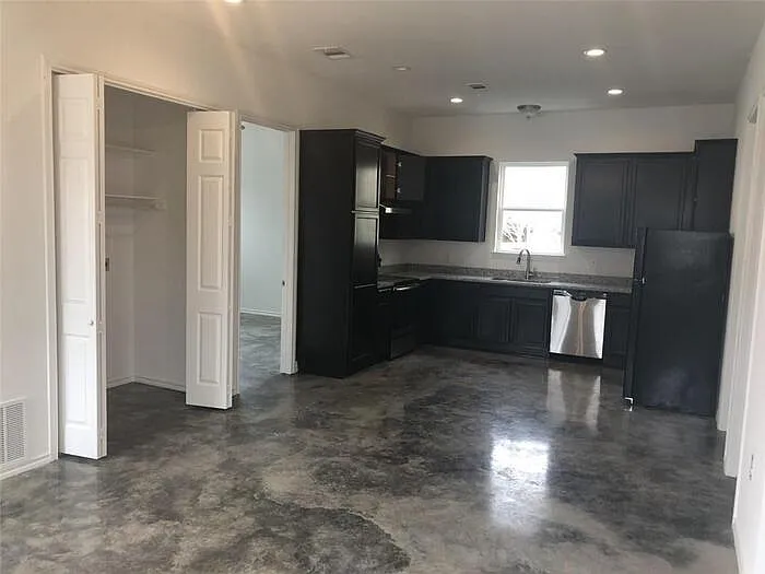3 bed, 2.0 bath, 1188 sqft, $1,500 — Photo 2