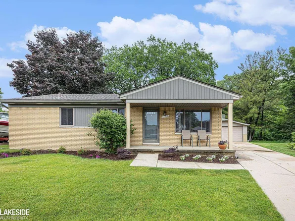 32373 Hampton Ct, Fraser, MI 48026