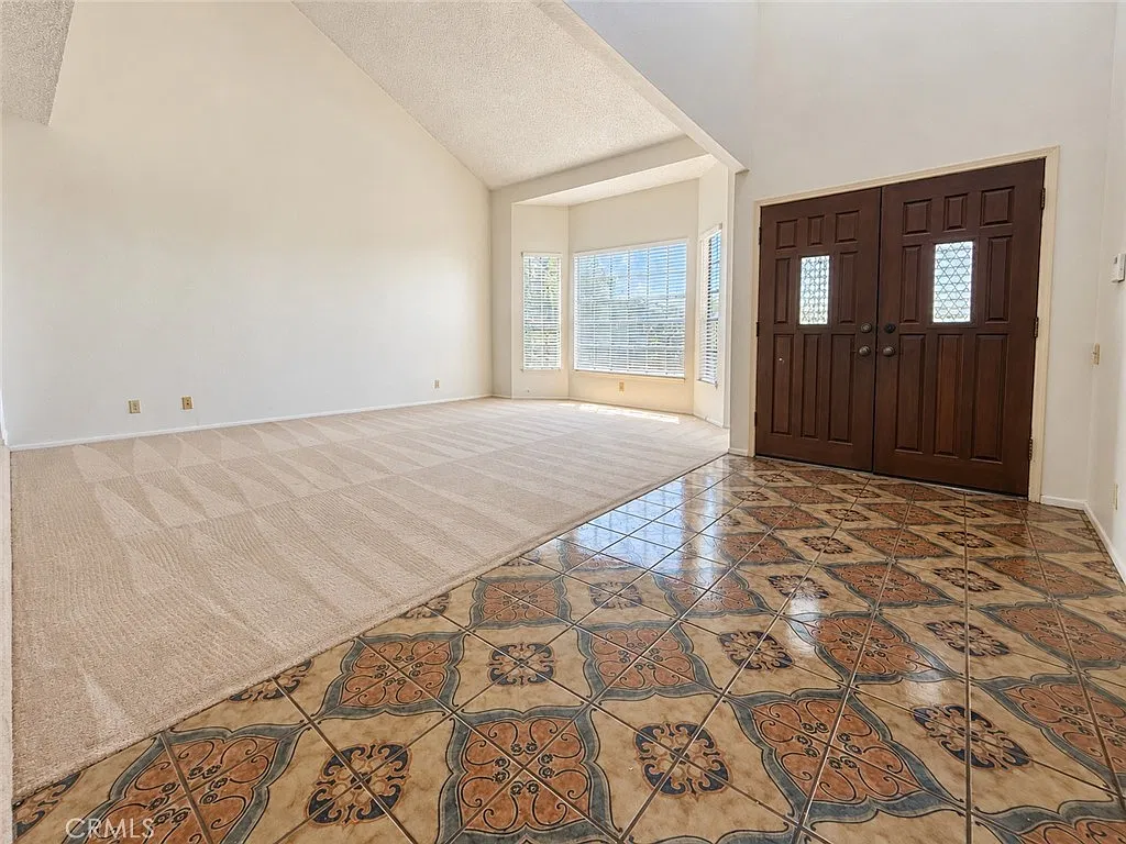 4 bed, 3087 sqft, $4,100 — Photo 4