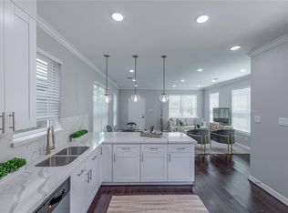 4906 McKinney St #C, Houston, TX 77023