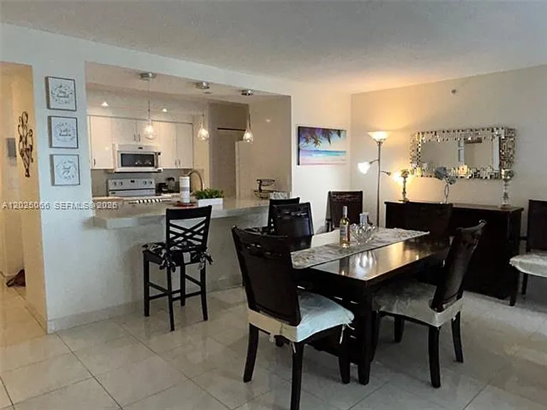6917 Collins Ave #807 — Photo 2