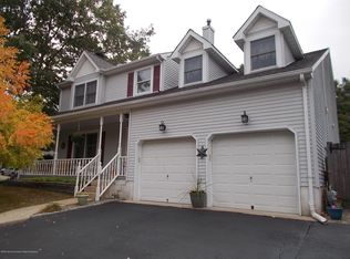 1 Von Steuben Ct, Barnegat, NJ 08005