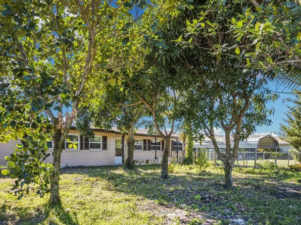 1148 N Singleton Ave, Titusville, FL 32796