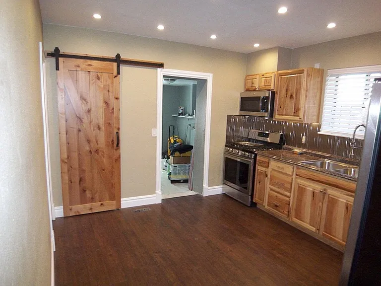 1469 Lowell Blvd — Photo 2